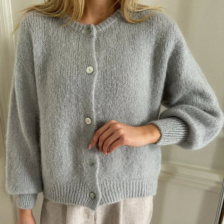 Drune | geknöpfte warme weiche Strickjacke