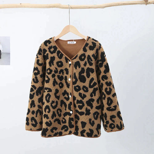 Drune | eleganter Wintermantel mit Leopardenmuster für mutige Frauen