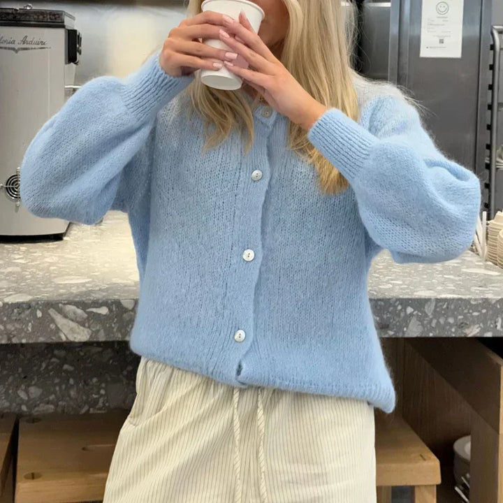 Drune | geknöpfte warme weiche Strickjacke