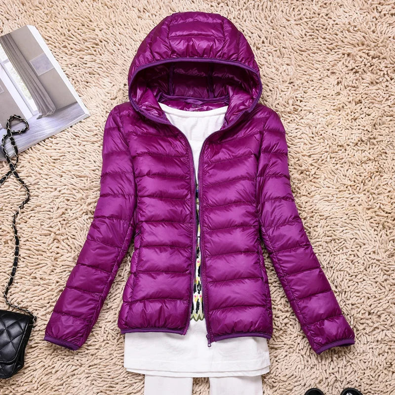 Drune | Ultraleichte Damen Daunenjacke mit Kapuze