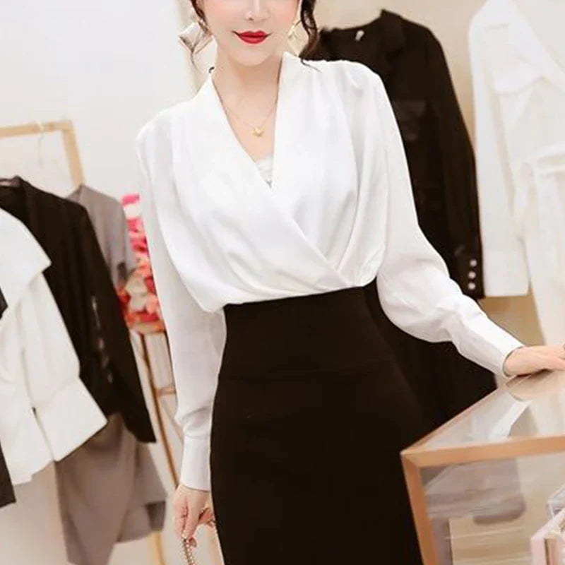 Drune | Elegante Satinbluse Mit V-ausschnitt Für Büro & Abend