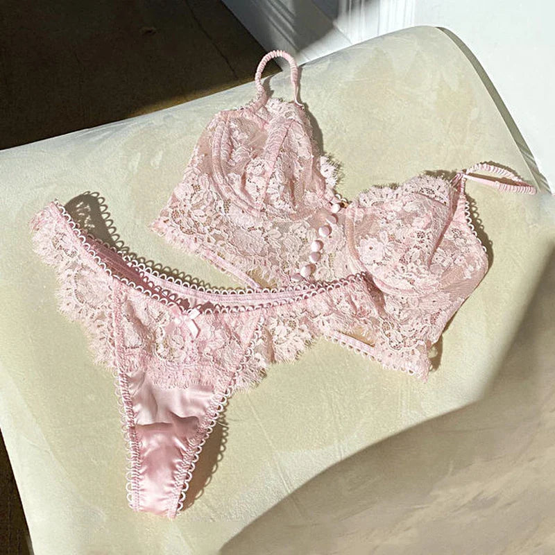 Drune | In deinem Herzen eingeschlossene Lingerie