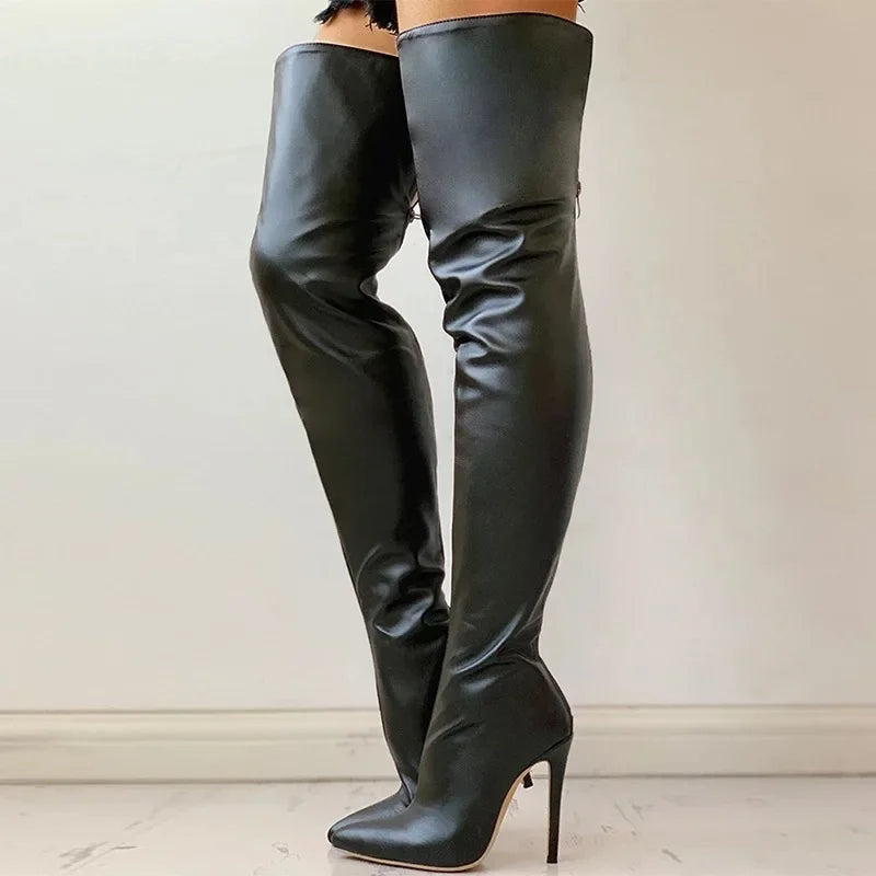 Drune | Die Kniehohe Absatzstiefel