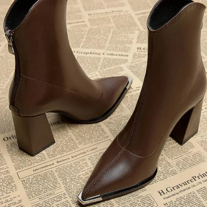 Drune | Stiefel Mit Hohem Absatz Und Reißverschluss