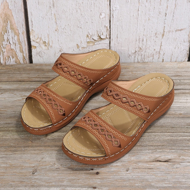 Drune | Rutschfeste Orthopädische Sandalen für Frauen