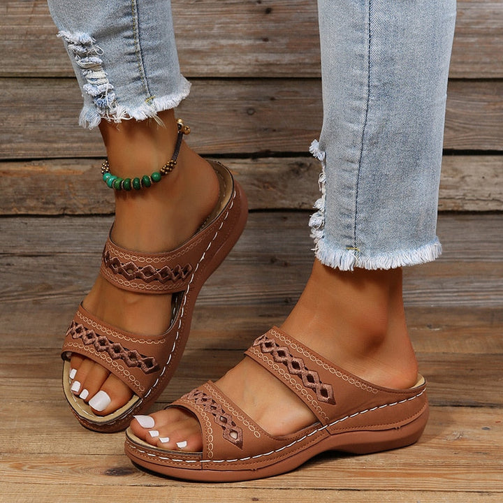 Drune | Orthopädische Sandalen