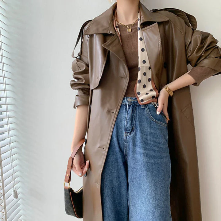 Drune | Langer Trenchcoat Für Frauen Lederlook Stilvoll und Modern