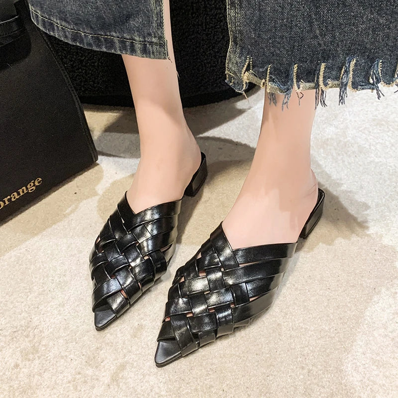 Drune | Manche nennen es Magie Mules Schuhe