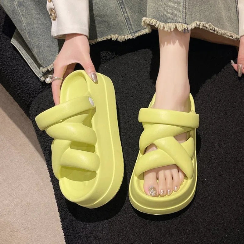 Drune | Plattform Chunky Kreuzriemen Sandalen