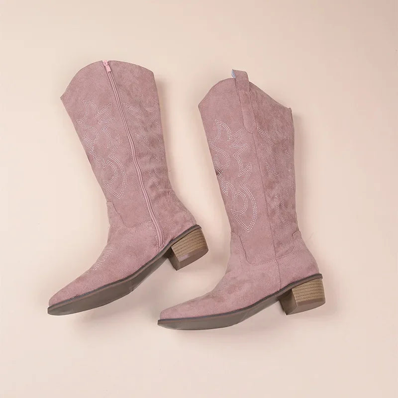 Drune | Cowboy Stiefel - Wildledertextur - Bestickter Schaft - Mid Calf - Niedriger Absatz