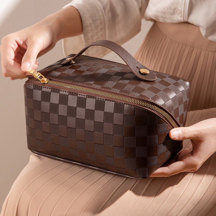 Drune | Luxuriöse karierte Kosmetiktasche