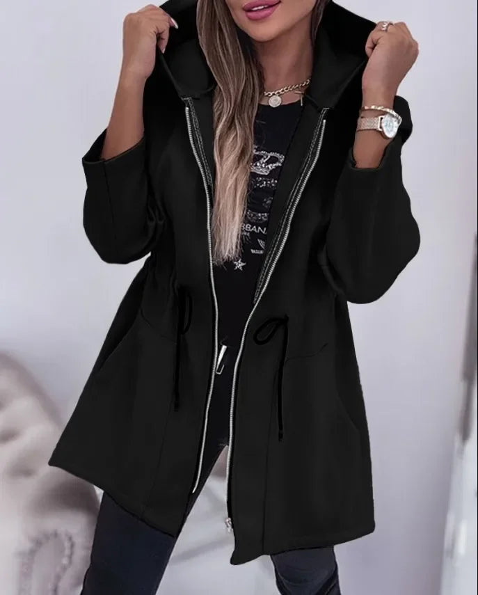 Drune | Frühlingsjacke mit Kapuze und Plissiertem Bund