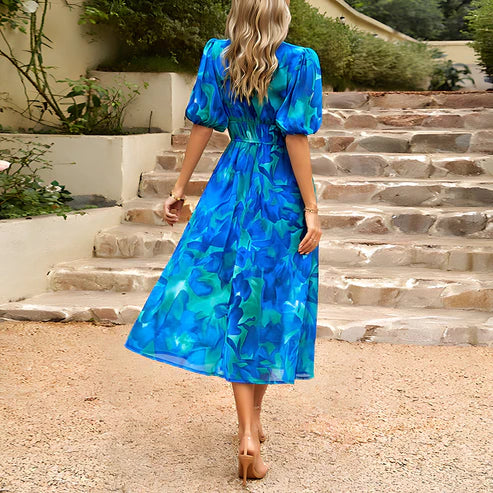 Drune Floral Kleid | Modernes elegantes Maxikleid mit V-Ausschnitt und Blumen