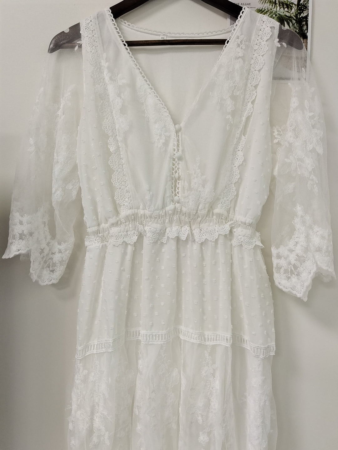 Drune | Cross Halbtransparente Spitzen Maxikleid