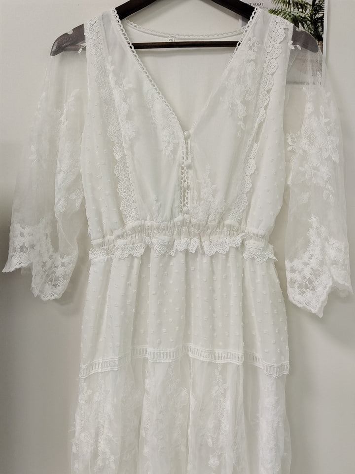 Drune | Cross Halbtransparente Spitzen Maxikleid