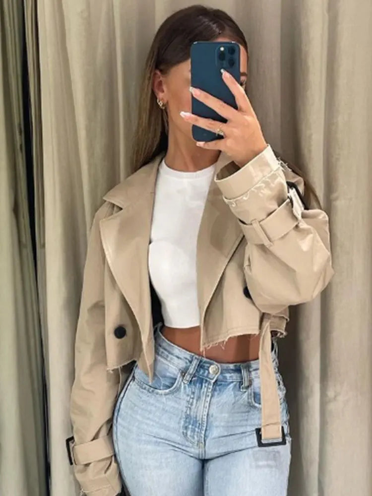 Drune | Kurze Jacke mit Gürtel