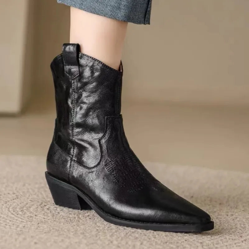 Drune | Damen Tapered Boots