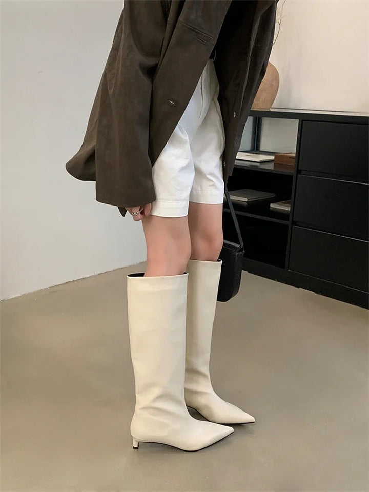 Drune | Knielange dünne Absatzstiefel
