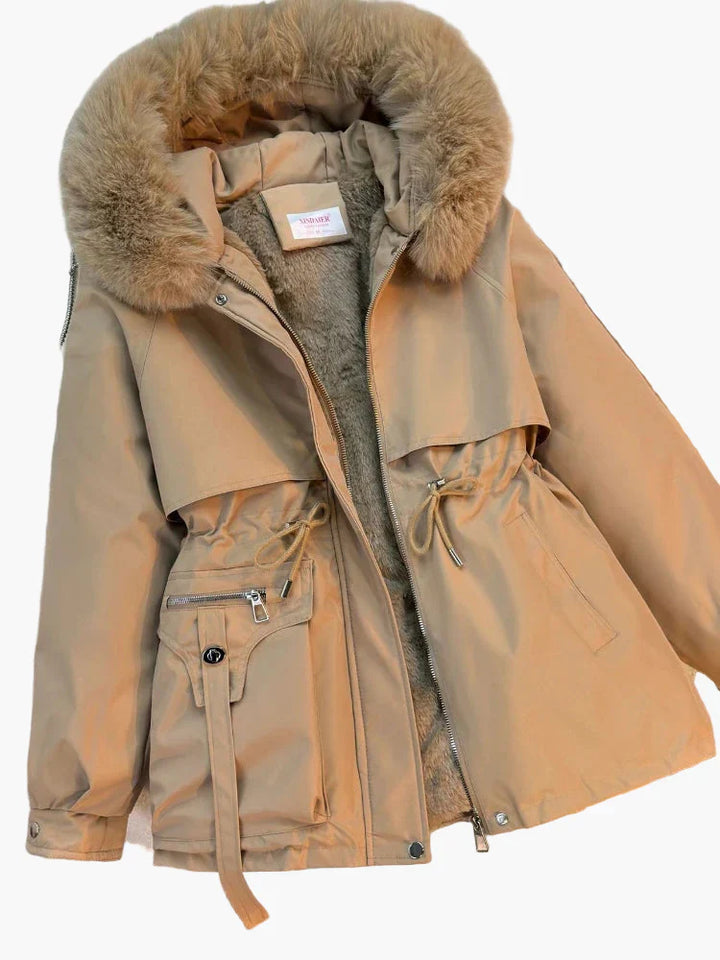 Drune | Winterjacke mit Kapuze und Kunstpelzkragen - Modischer Parka für kalte Tage