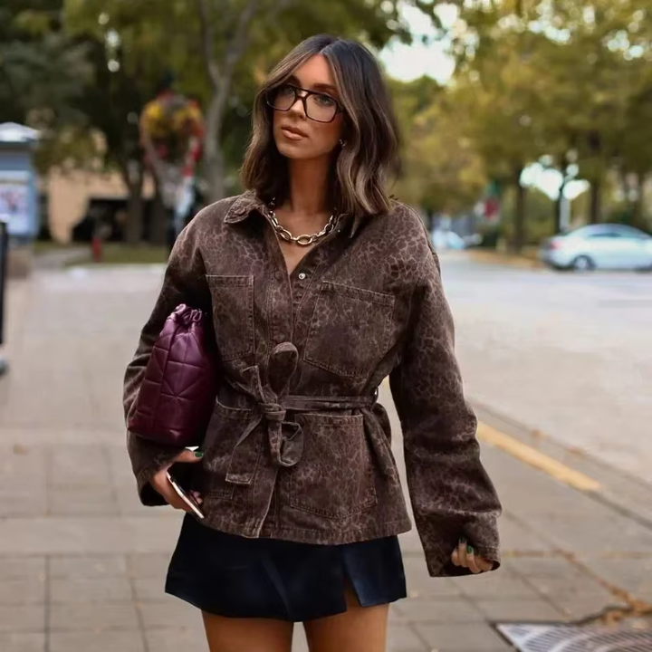 Drune | Jeansjacke mit Leopardenmuster