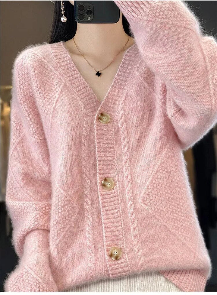 Drune | Winter Strickjacke mit V-Ausschnitt