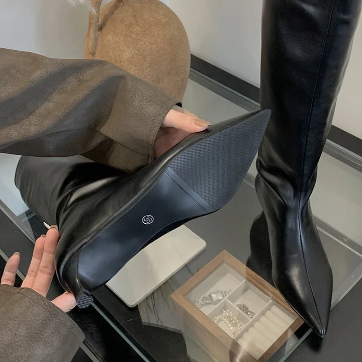 Drune | Knielange dünne Absatzstiefel