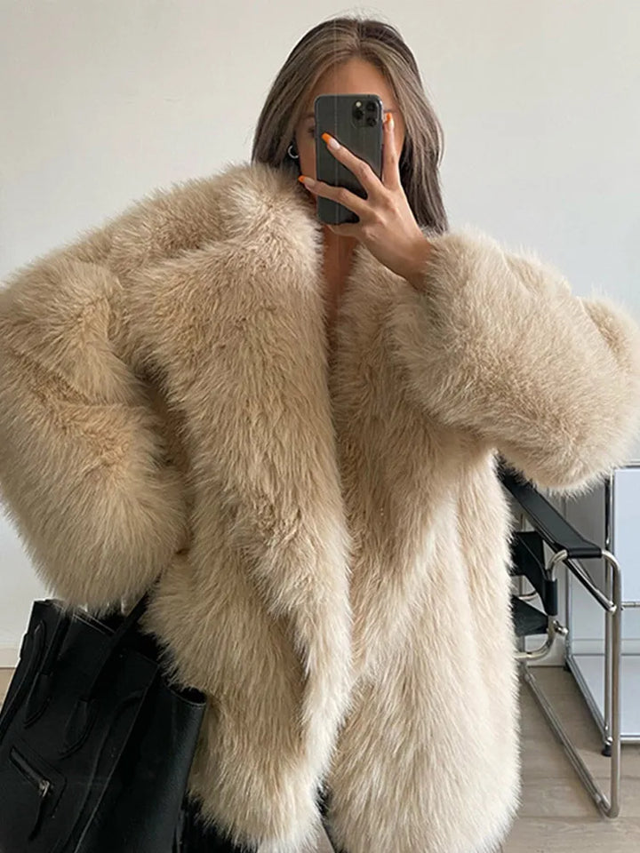 Drune - Schlanker Faux Fur Mantel