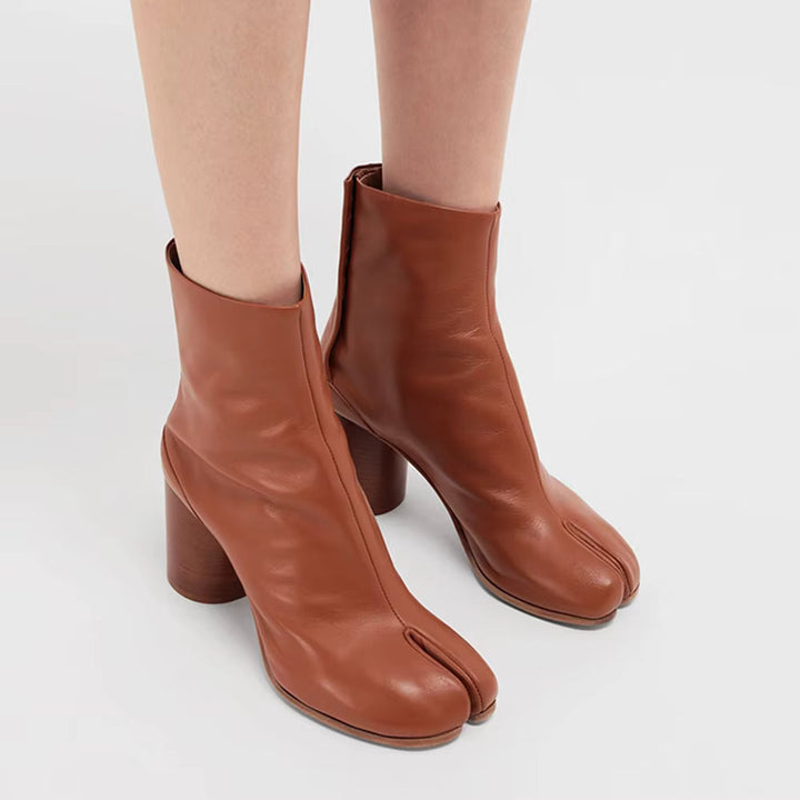 Drune | Damen Tabi Stiefeletten mit geteilter Zehe & Gummisohle