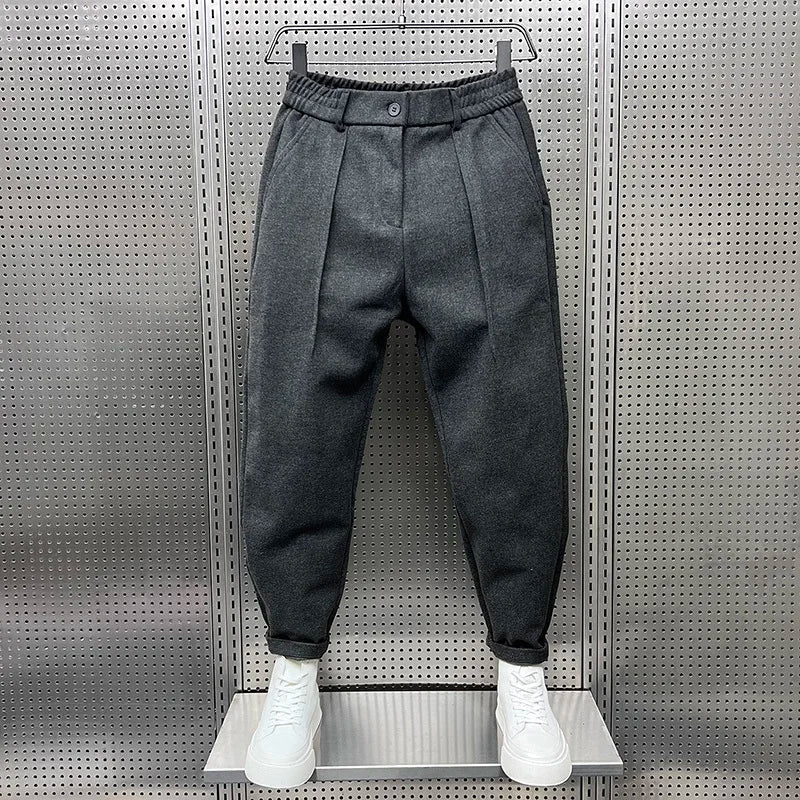 Drune | Elegante Stoffhose für Business Outfits