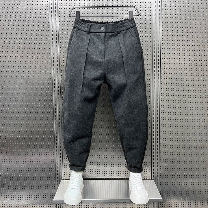 Drune | Elegante Stoffhose für Business Outfits
