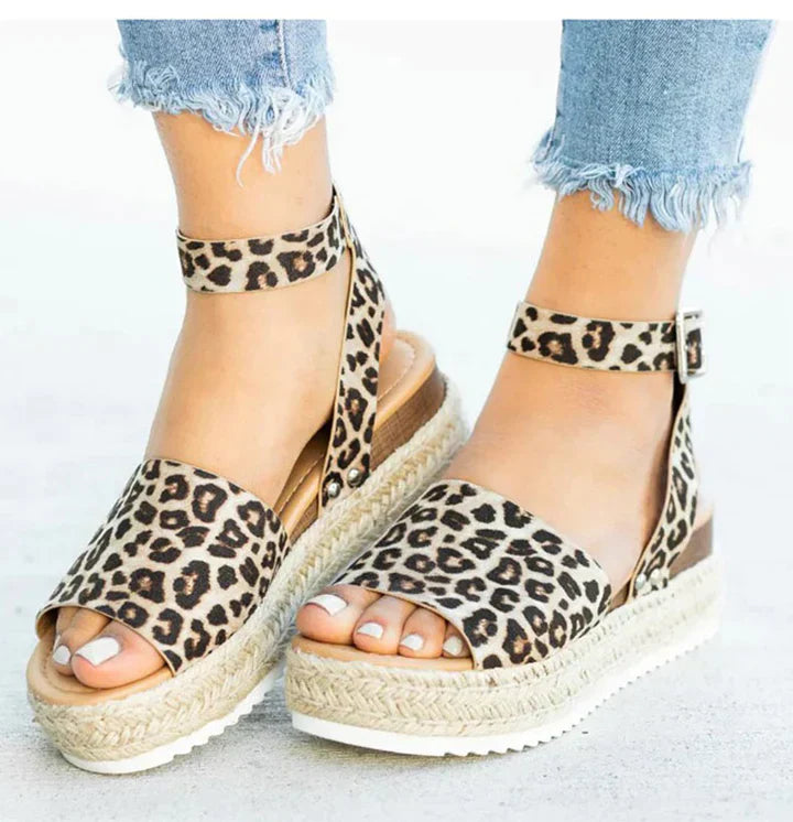 Drune | Trendige Sandalen Für Damenfüße