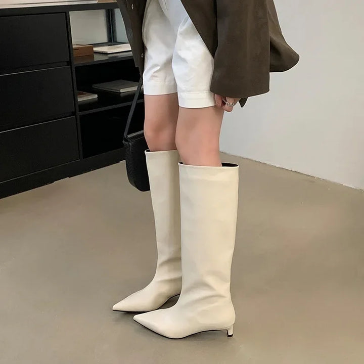 Drune | Knielange dünne Absatzstiefel