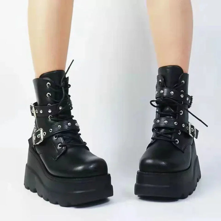 Drune | Mühelos Gothische Eleganz Stiefel