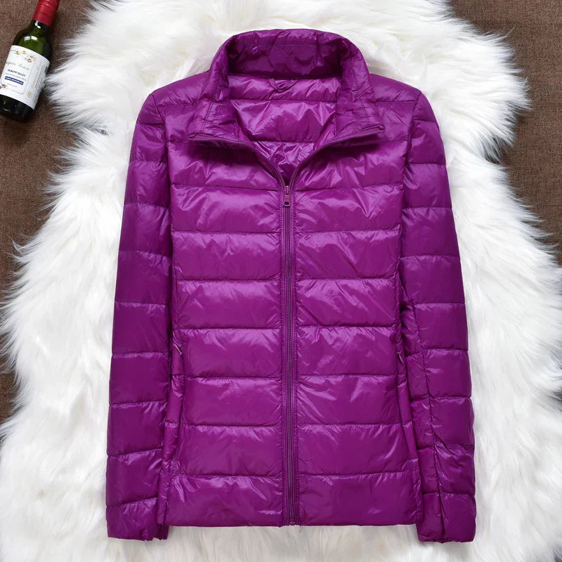 Drune | Ultraleichte Damen Daunenjacke mit Kapuze