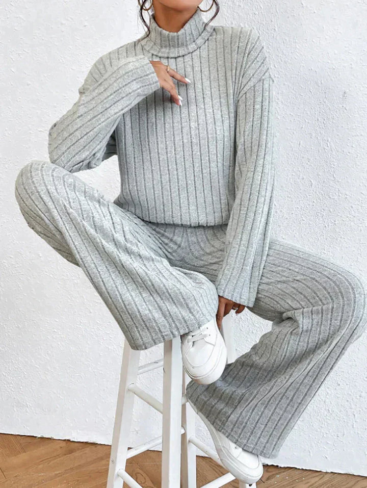 Drune | Strickhose und Rollkragenpullover für Frauen