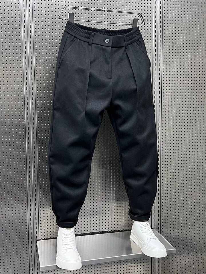 Drune | Elegante Stoffhose für Business Outfits