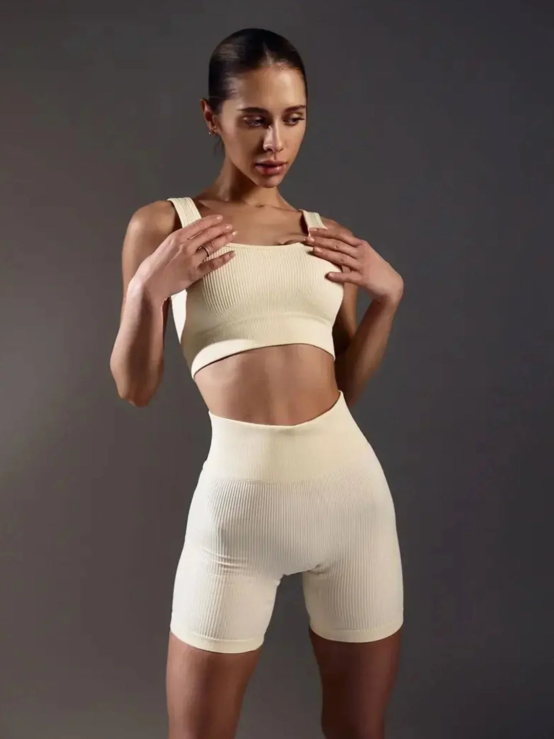 Drune | Sommer Weiße Training Kleidung Gerippt Sport Shorts Set Fitness Set Sport Kleidung Damen Yoga Set Nahtlose Hohe Taille Shorts Outfit