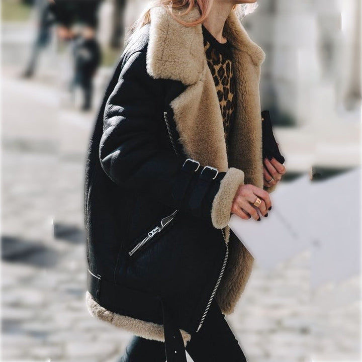 Drune | Fliegerjacke - warme Kunstpelzjacke mit Riemendetails