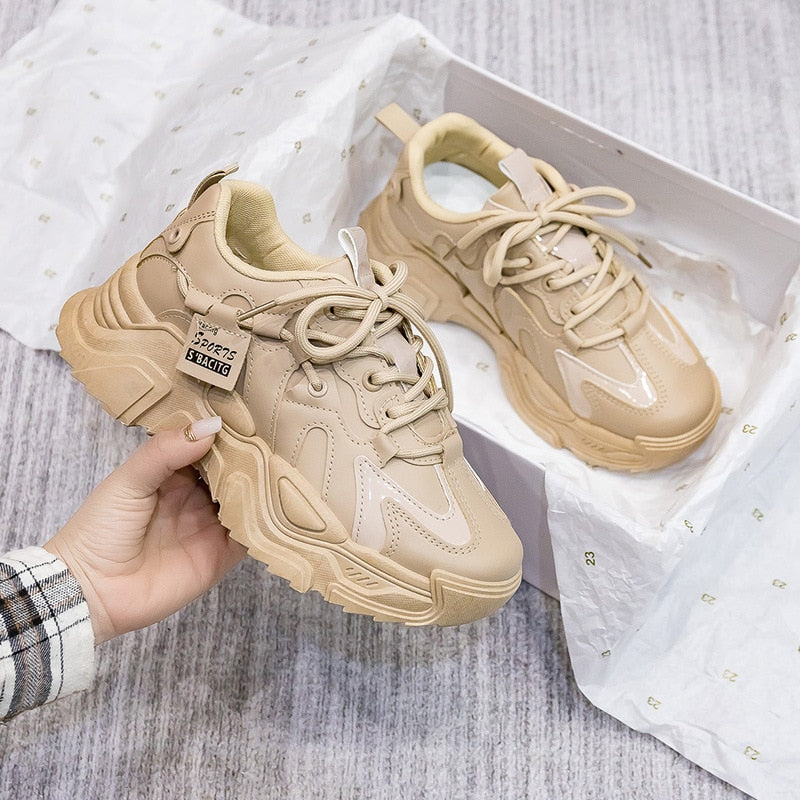 Drune - Klobige Sneakers aus Kunstleder