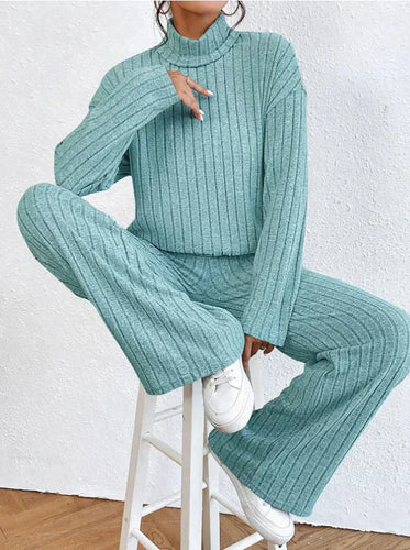 Drune | Strickhose und Rollkragenpullover für Frauen