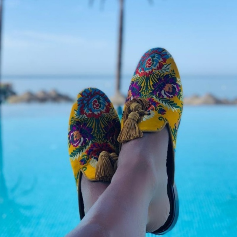 Drune | Schuhe mit floralen Quasten