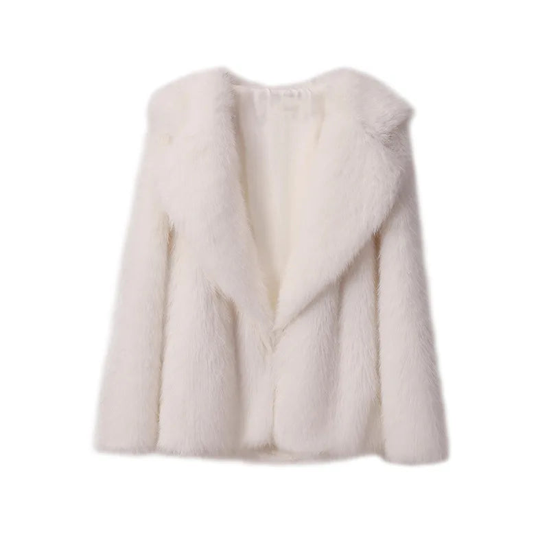 Drune - Schlanker Faux Fur Mantel