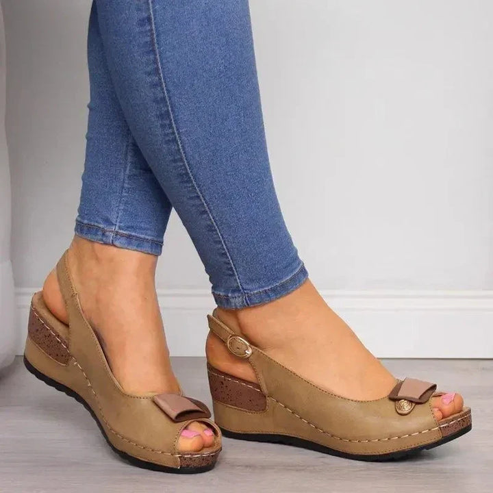 Drune | Orthopädische Absatzsandalen