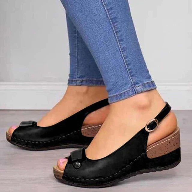 Drune | Orthopädische Sandalen mit weichen Absätzen