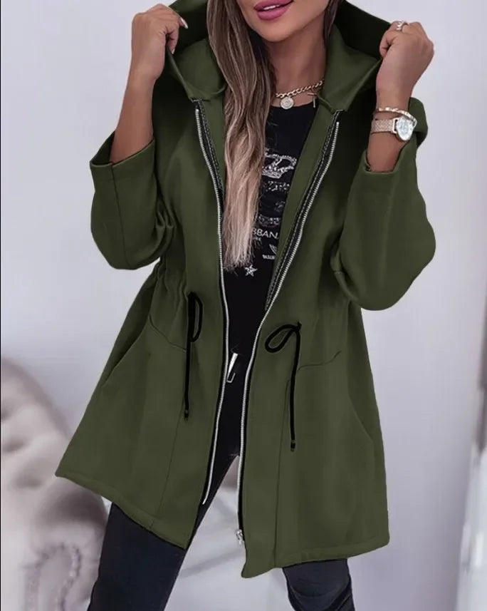 Drune | Frühlingsjacke mit Kapuze und Plissiertem Bund