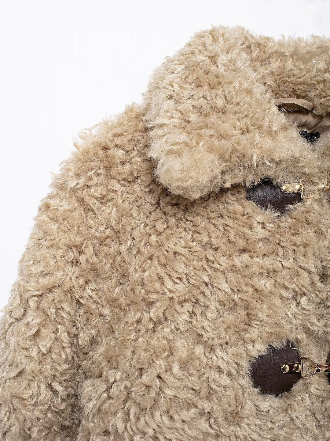 Drune | Damen Teddyjacke mit Schnallenverschluss