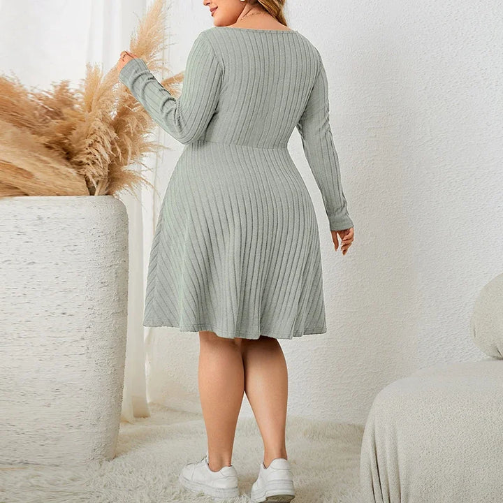 Drune | Weiches Strickribbelkleid