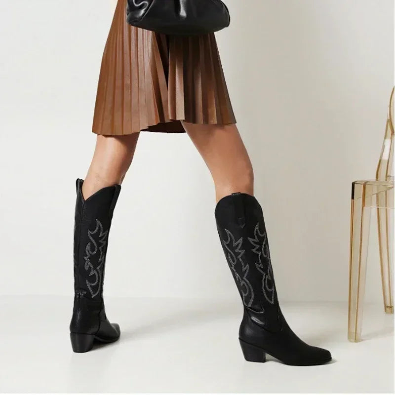 Drune | Kniehohe Cowboystiefel Aus Wildleder Für Damen