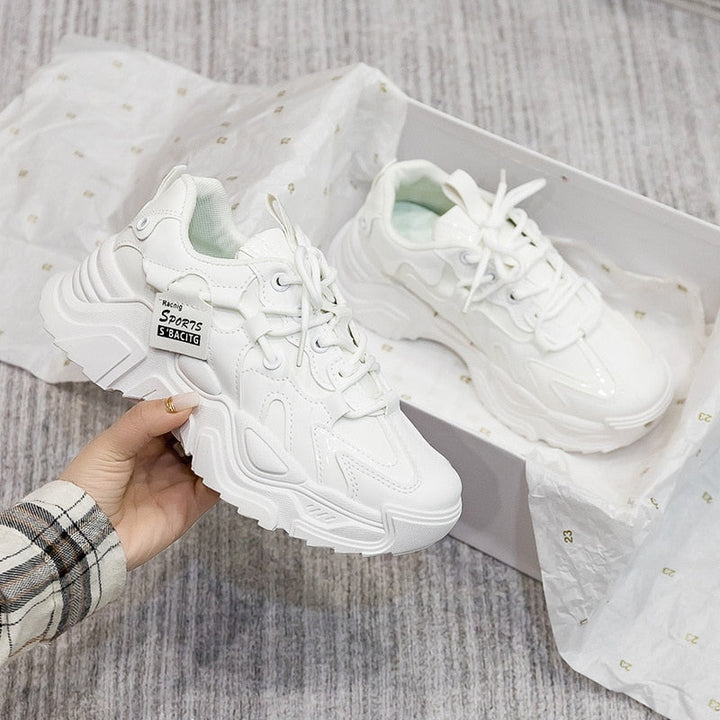 Drune - Klobige Sneakers aus Kunstleder