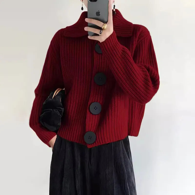 Drune | Elegante Strickjacke mit Knopfverschluss